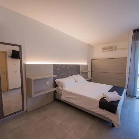 Cristine Aparthotel Riva del Garda